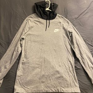 Nike Long Sleeve sweatshirt